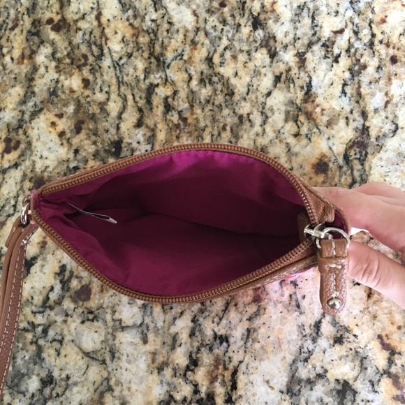 Nine West wristlet - Picture 4 of 4